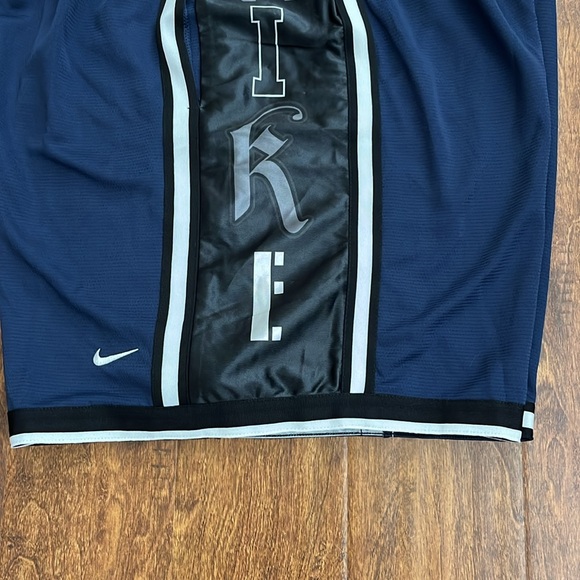 Nike Multi Sport Shorts Size XXL - Picture 4 of 17